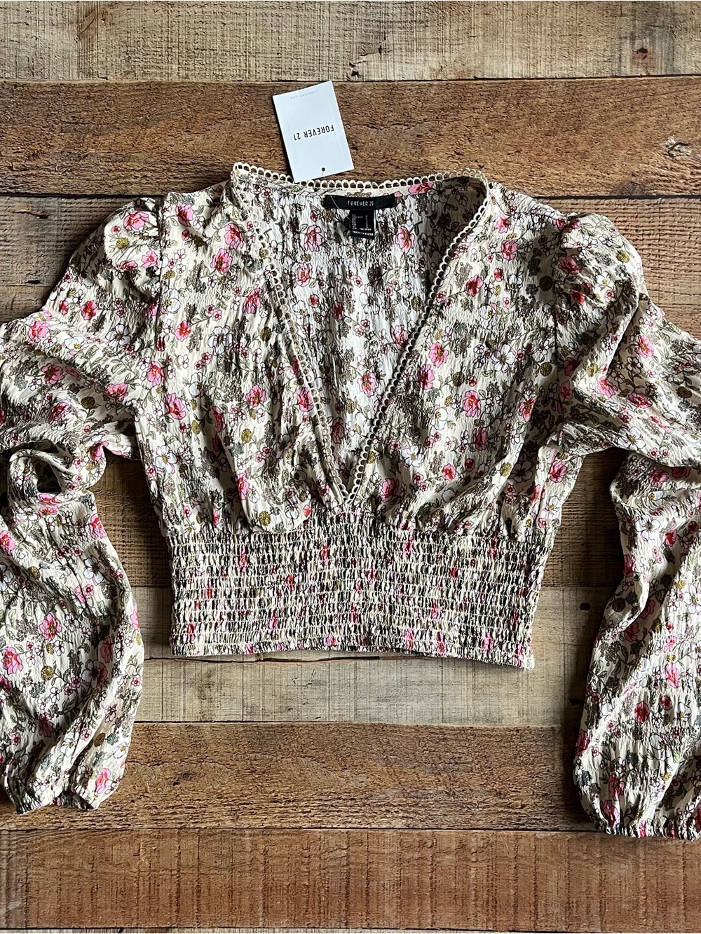 Forever 21 Floral V-Neck Crop Top S